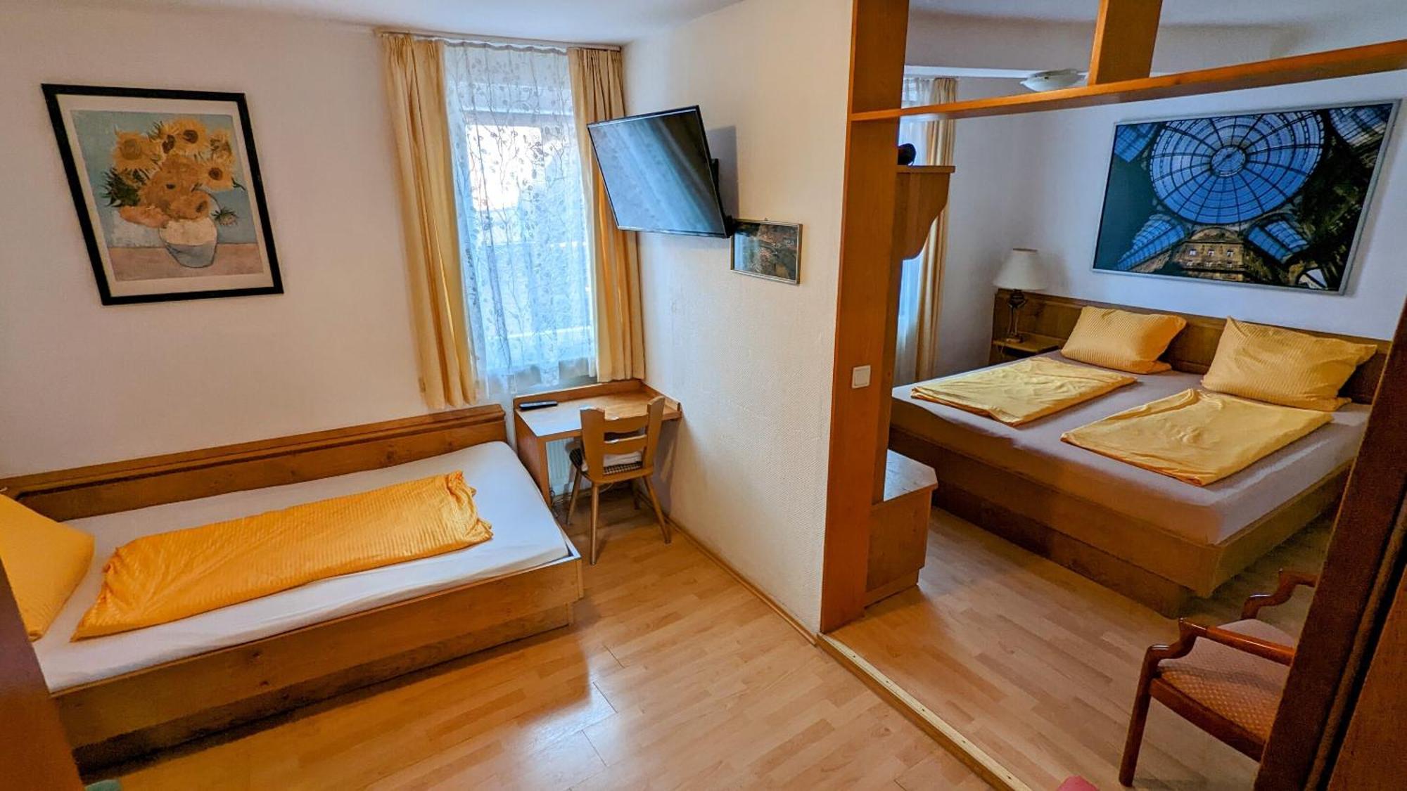 Gasthof Hotel Rose Obereisenheim Habitación foto